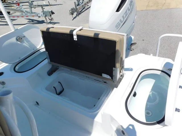 Slide: The Image of Blazer 2440 2026 - 19