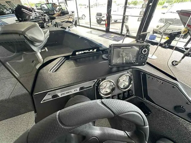 Slide: The Image of Lund 1650 Rebel XL SS 2026 - 6