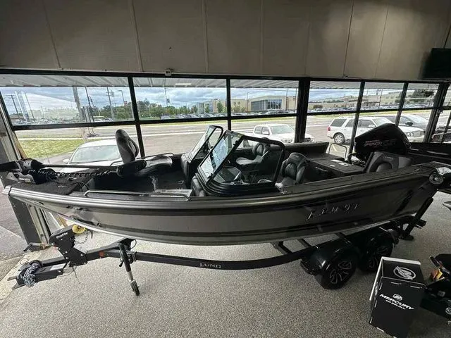 The Image of Lund 1875 Tyee Sport 2026 - 1