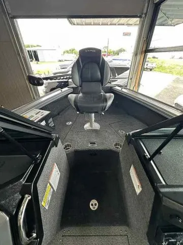 Slide: The Image of Lund 1875 Tyee Sport 2026 - 3