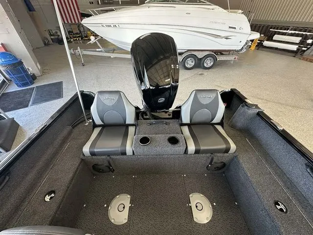 Slide: The Image of Lund 1650 Rebel XL Sport 2026 - 11