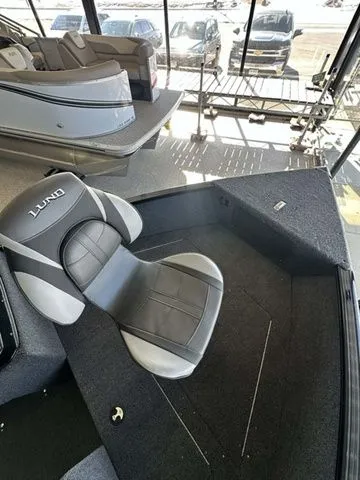 Slide: The Image of Lund 1650 Rebel XL Sport 2026 - 4