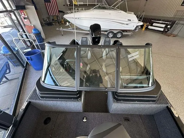 Slide: The Image of Lund 1650 Rebel XL Sport 2026 - 5