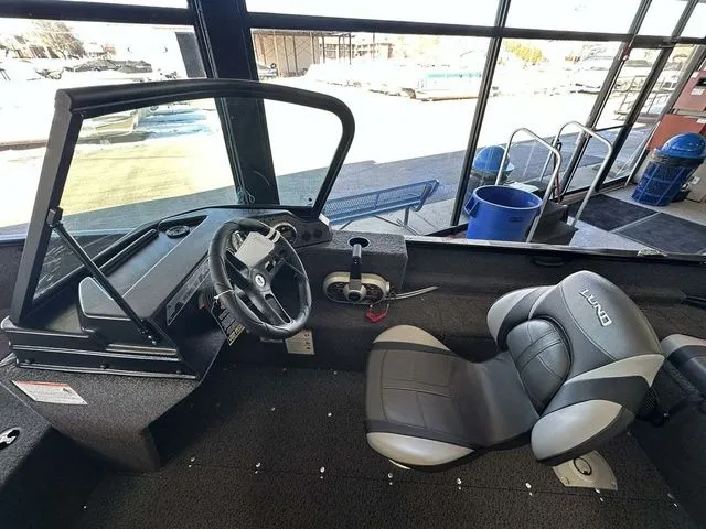 Slide: The Image of Lund 1650 Rebel XL Sport 2026 - 7