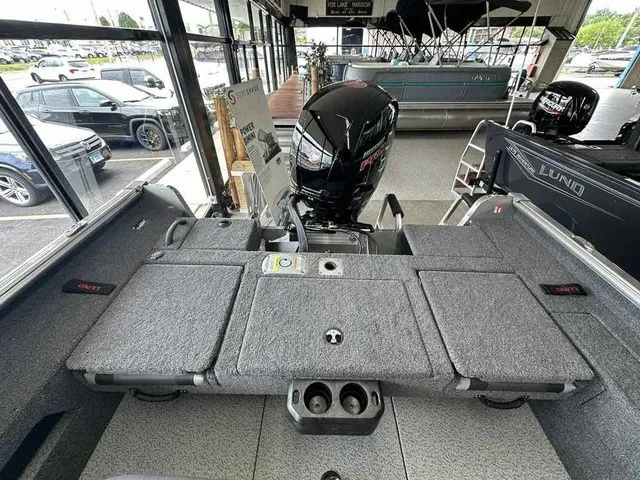 Slide: The Image of Lund 1875 Impact XS Sport 2025 - 11