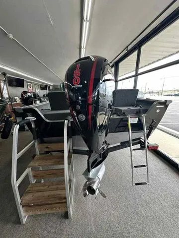 Slide: The Image of Lund 1875 Impact XS Sport 2025 - 13