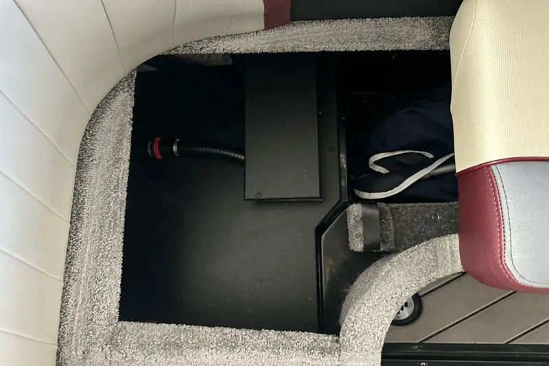 Slide: The Image of Malibu Wakesetter 20 VTX 2018 - 28