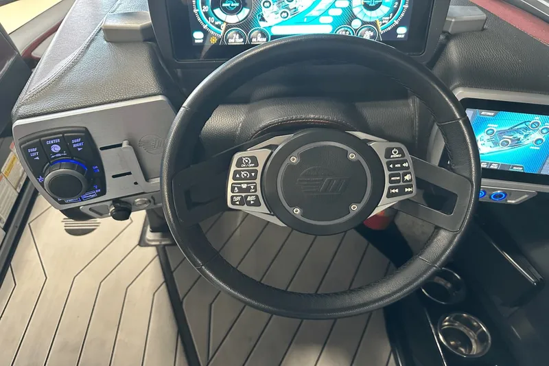 Slide: The Image of Malibu Wakesetter 20 VTX 2018 - 40