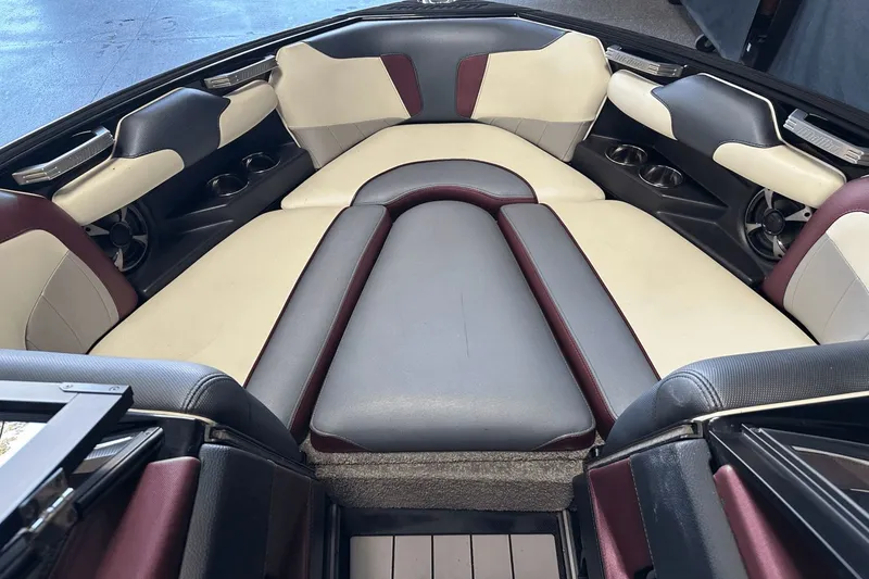 Slide: The Image of Malibu Wakesetter 20 VTX 2018 - 47