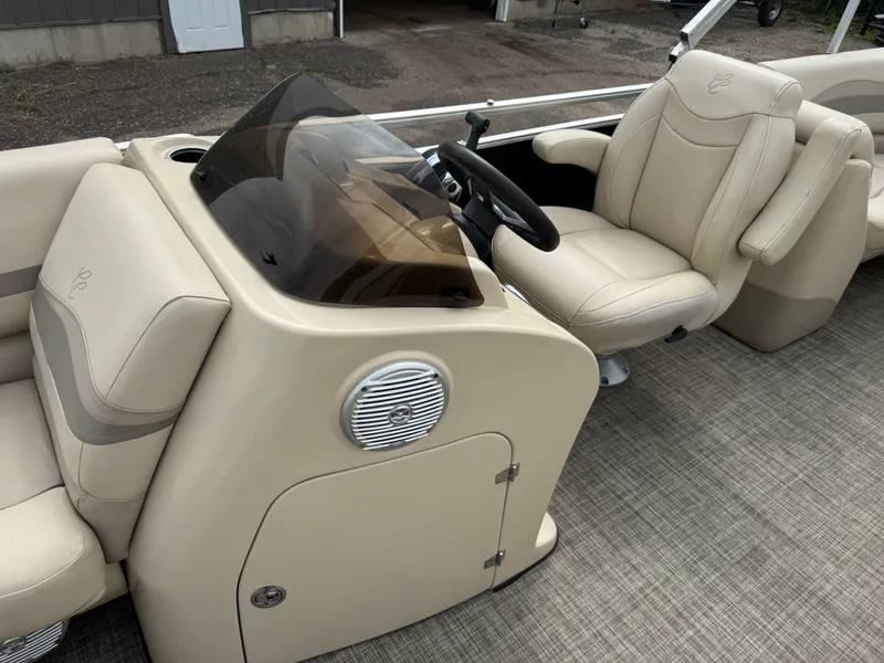 Slide: The Image of Cypress Cay SeaBreeze 210 Pontoon 2016 - 16