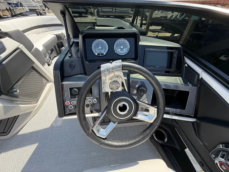Slide: The Image of Avalon 25' Catalina Platinum Quad lounge Shift Windshield w/ 250HP Mercury! 2026 - 15