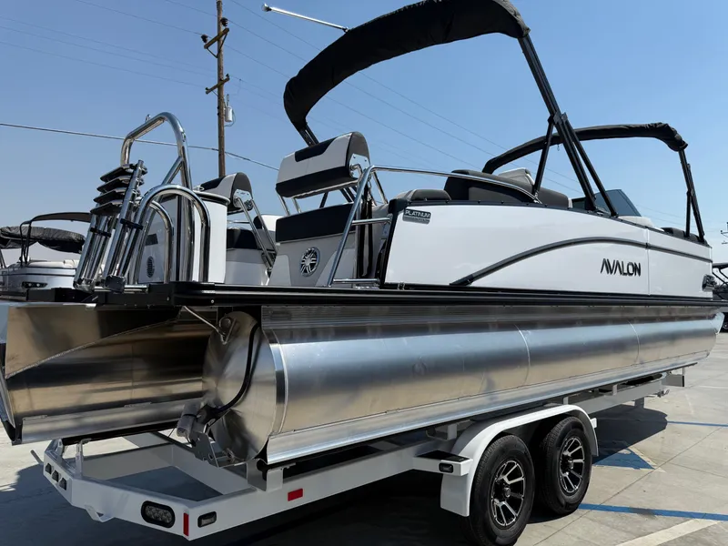 Slide: The Image of Avalon 25' Catalina Platinum Quad lounge Shift Windshield w/ 250HP Mercury! 2026 - 4