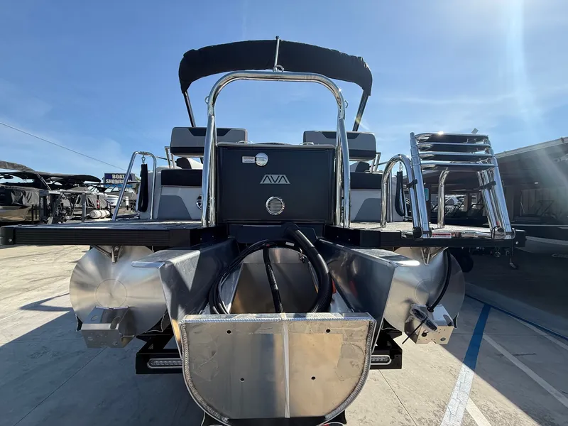 Slide: The Image of Avalon 25' Catalina Platinum Quad lounge Shift w/ 250HP Mercury Verado! 2026 - 4