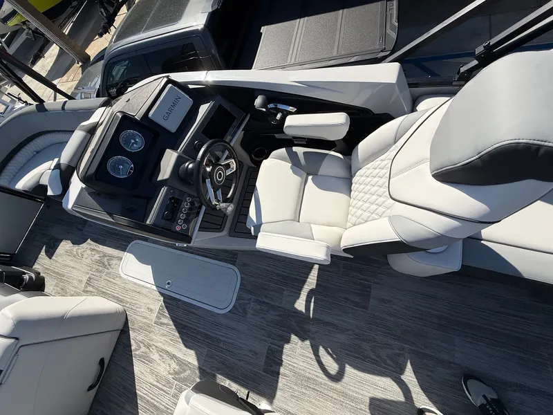 Slide: The Image of Avalon 25' Catalina Platinum Quad lounge Shift w/ 250HP Mercury Verado! 2026 - 8