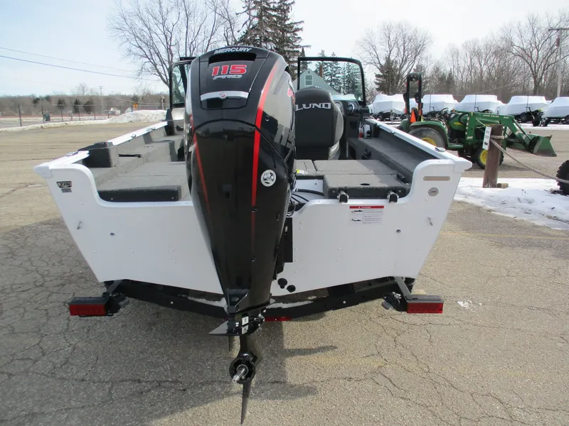 Slide: The Image of Lund 1775 Adventure Sport 2026 - 4