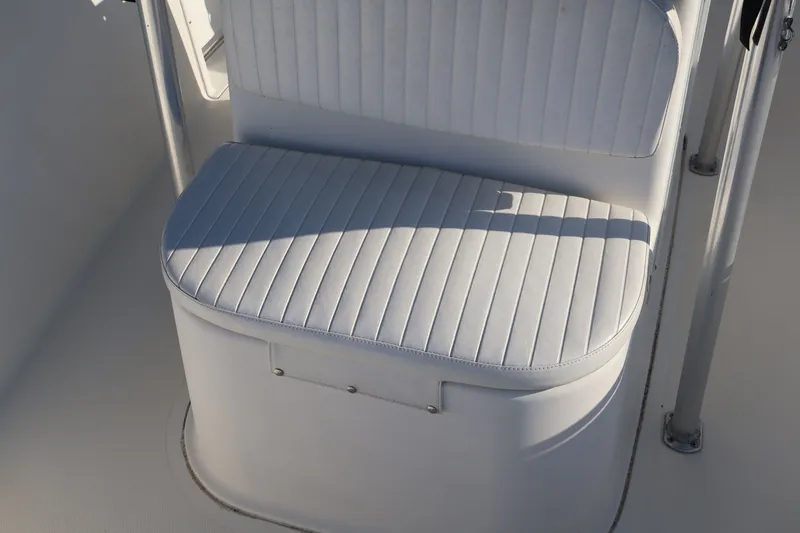 Slide: The Image of Sea Pro 206CC w/ 2015 F150XB YAMAHA FOURSTROKE 2004 - 11