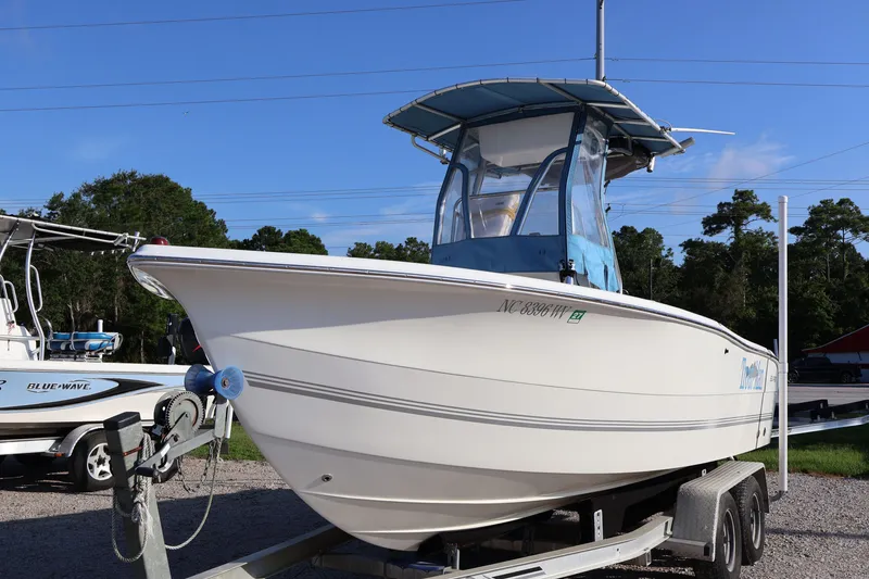 Slide: The Image of Sea Pro 206CC w/ 2015 F150XB YAMAHA FOURSTROKE 2004 - 13