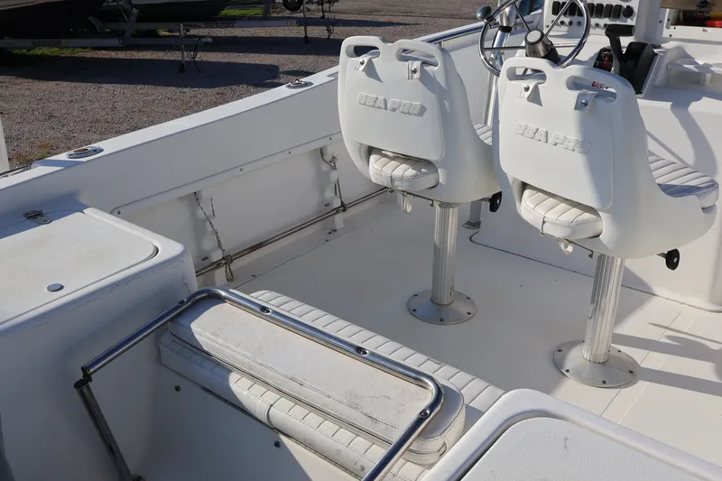 Slide: The Image of Sea Pro 206CC w/ 2015 F150XB YAMAHA FOURSTROKE 2004 - 18