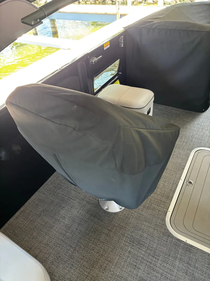 Slide: The Image of Barletta Reserve Leggera 2024 - 26