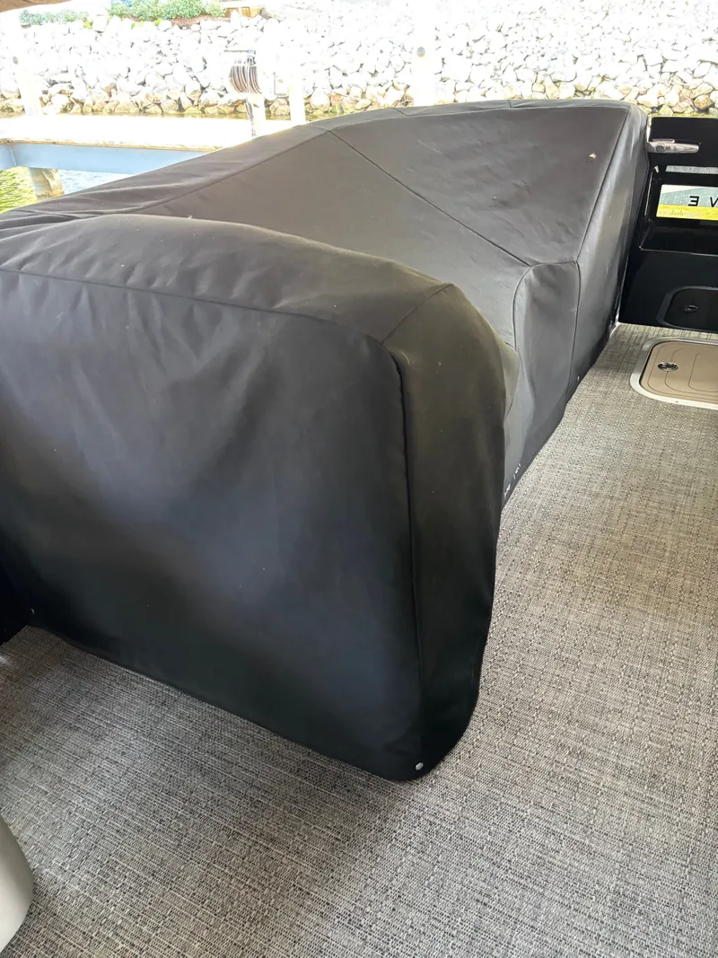 Slide: The Image of Barletta Reserve Leggera 2024 - 28