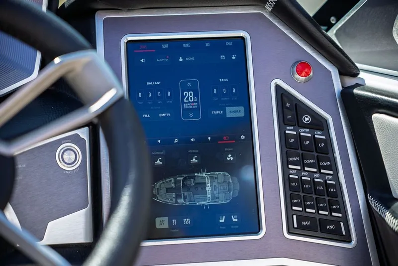 Slide: The Image of MasterCraft X24 2020 - 10