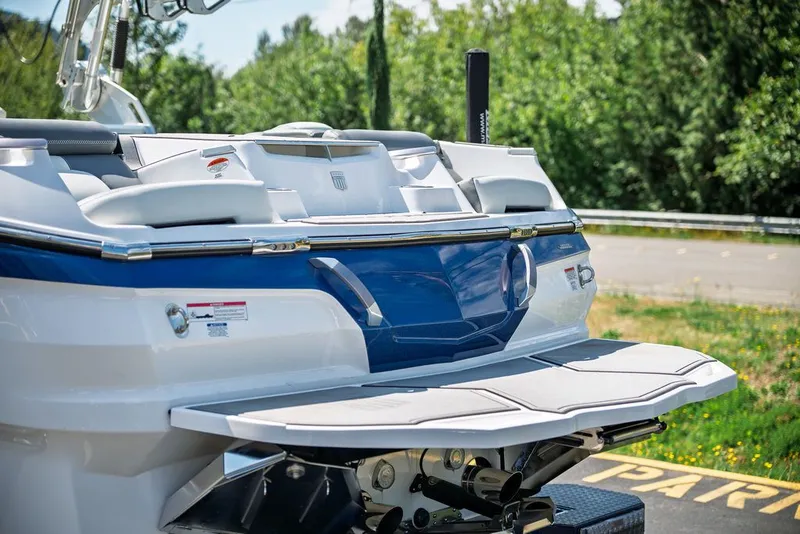 Slide: The Image of MasterCraft X24 2020 - 5