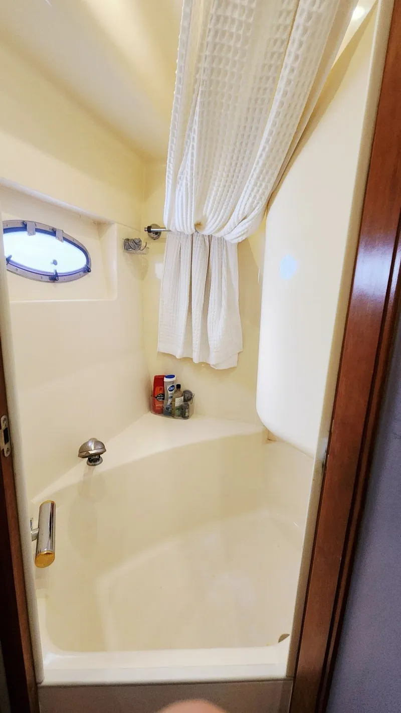 Slide: The Image of Carver Yachts 530 Voyager Pilothouse 1999 - 48