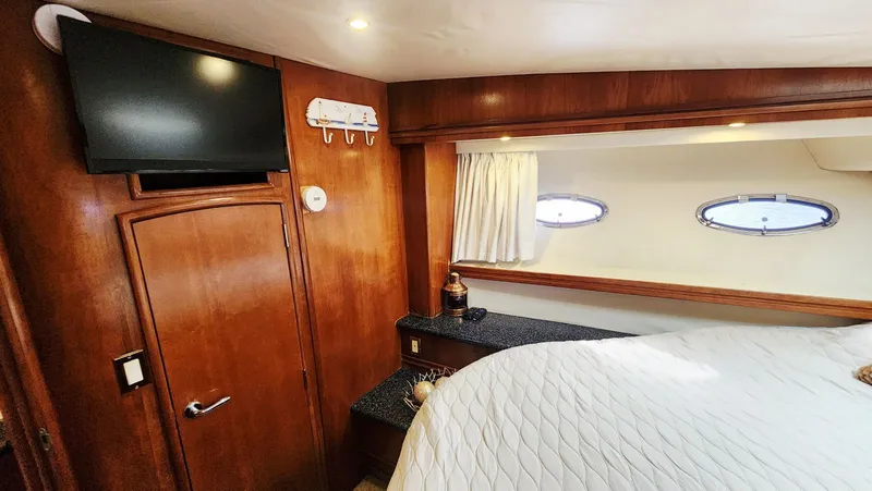 Slide: The Image of Carver Yachts 530 Voyager Pilothouse 1999 - 55