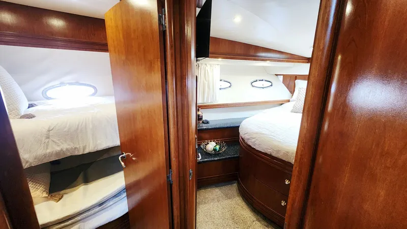 Slide: The Image of Carver Yachts 530 Voyager Pilothouse 1999 - 58