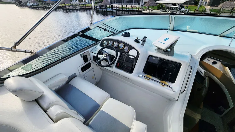 Slide: The Image of Carver Yachts 530 Voyager Pilothouse 1999 - 64