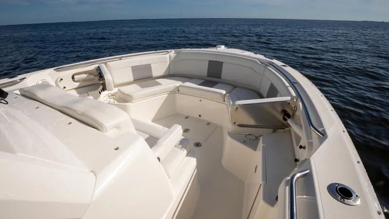 Slide: The Image of Pursuit S 328 Sport 2020 - 13