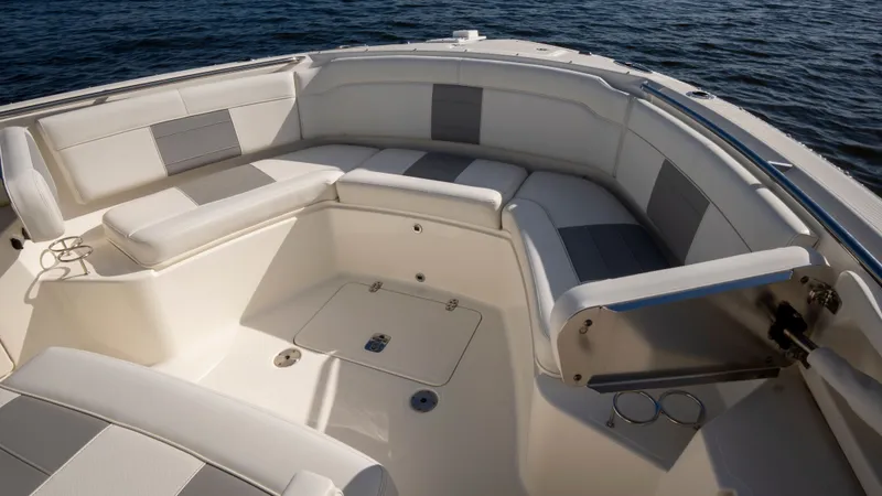 Slide: The Image of Pursuit S 328 Sport 2020 - 14