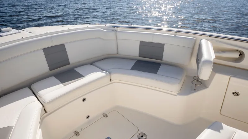 Slide: The Image of Pursuit S 328 Sport 2020 - 17