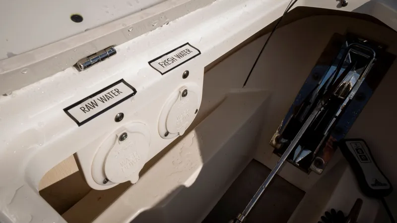 Slide: The Image of Pursuit S 328 Sport 2020 - 22