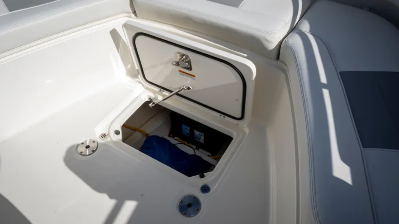 Slide: The Image of Pursuit S 328 Sport 2020 - 23