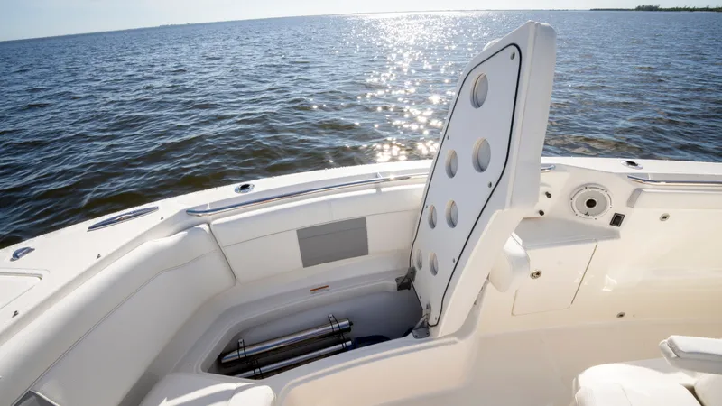 Slide: The Image of Pursuit S 328 Sport 2020 - 24