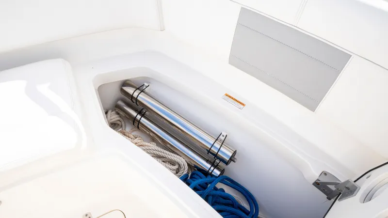 Slide: The Image of Pursuit S 328 Sport 2020 - 25