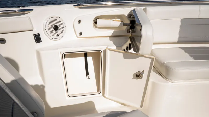 Slide: The Image of Pursuit S 328 Sport 2020 - 29