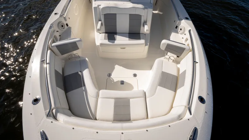 Slide: The Image of Pursuit S 328 Sport 2020 - 30