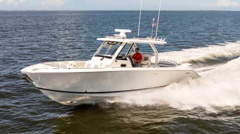 Slide: The Image of Pursuit S 328 Sport 2020 - 8