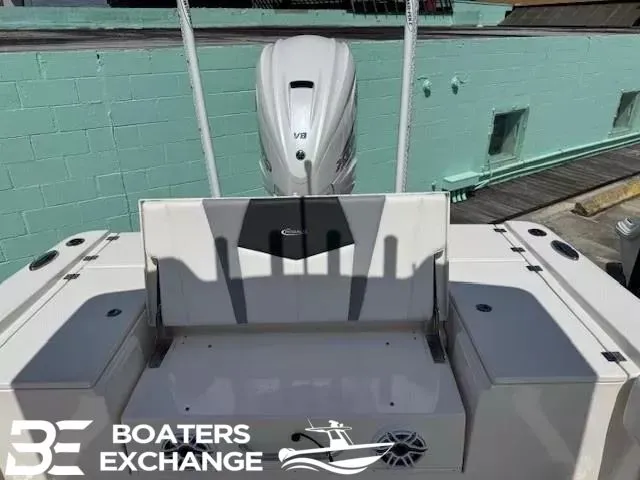 Slide: The Image of Robalo 266 Cayman 2023 - 4