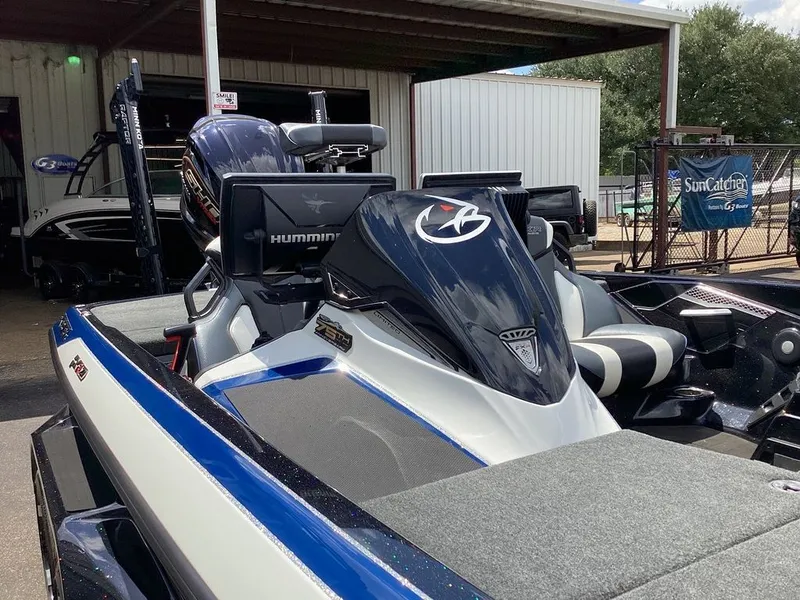 Slide: The Image of Skeeter FXR21 Limited 2023 - 18