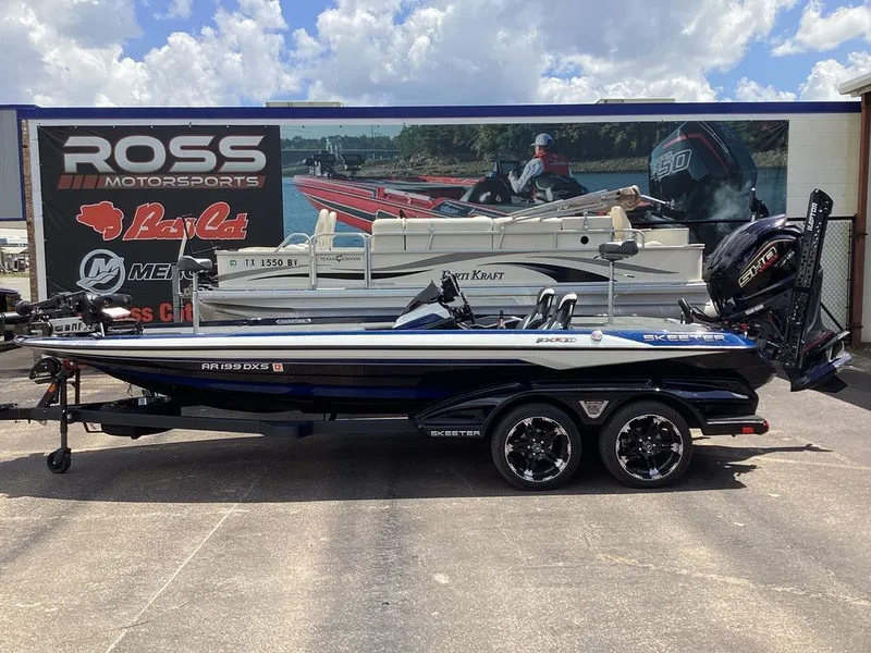 Slide: The Image of Skeeter FXR21 Limited 2023 - 31