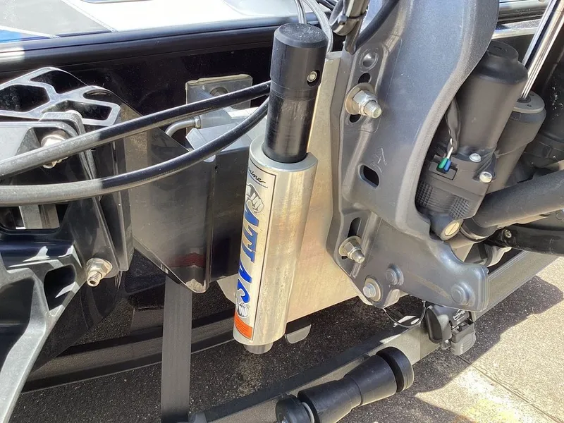 Slide: The Image of Skeeter FXR21 Limited 2023 - 6