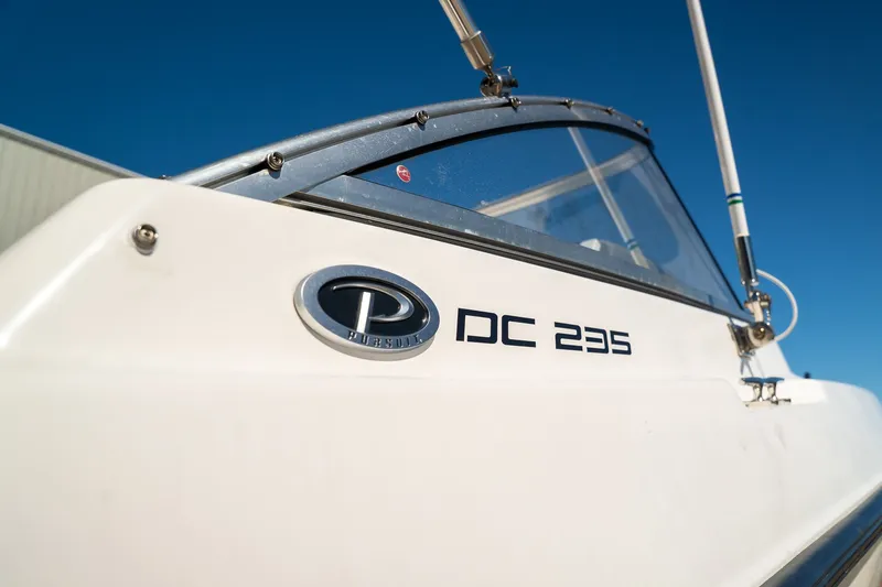 Slide: The Image of Pursuit DC 235 Dual Console 2015 - 3