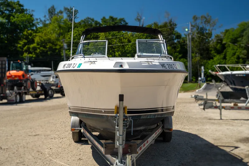 Slide: The Image of Pursuit DC 235 Dual Console 2015 - 8