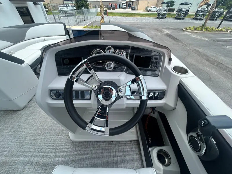 Slide: The Image of Avalon lSZ 2085 CR 2022 - 12