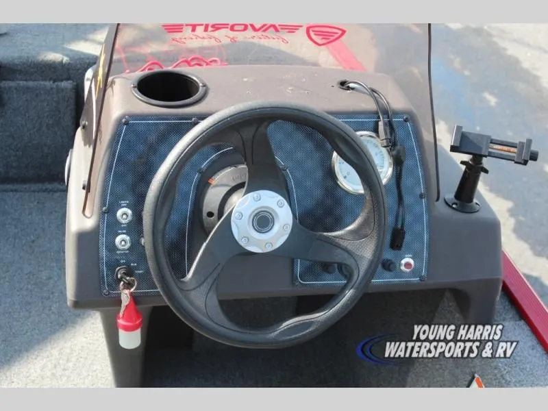 Slide: The Image of Tracker Bass Tracker Classic XL 2020 - 13