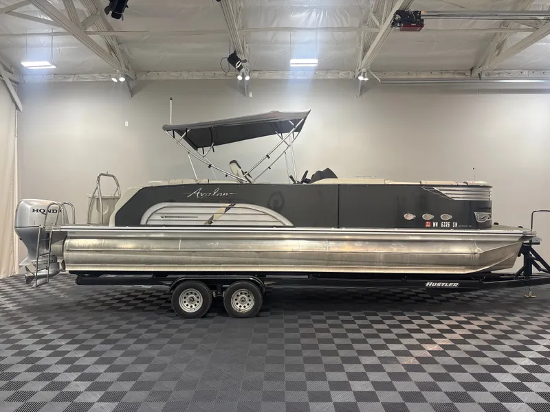 The Image of Avalon Ambassador QL 2785 2017 - 1