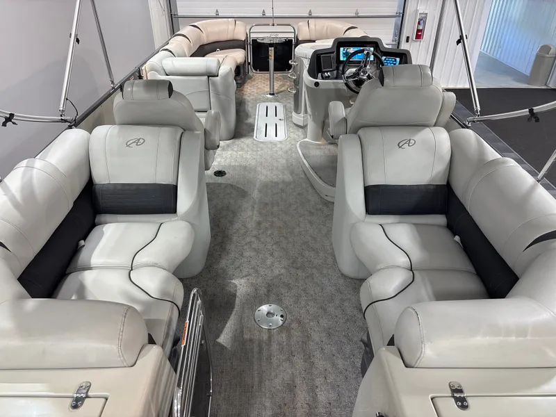 Slide: The Image of Avalon Ambassador QL 2785 2017 - 5